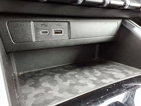 Used 2023 Chevrolet Colorado LT w/ LT Convenience Package image 27