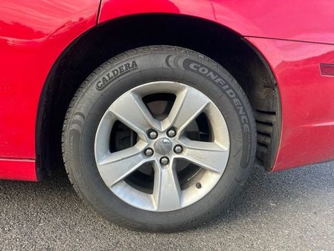 Used 2012 Dodge Charger SE w/ Connectivity Group RWD image 3
