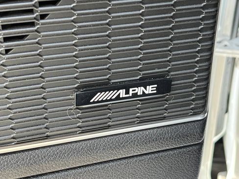 Used 2025 Jeep Grand Cherokee Trailhawk w/ Advanced Protech Group II AWD/4WD image 24