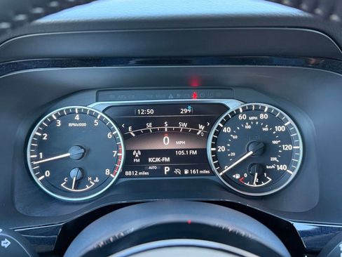 Used 2025 Nissan Pathfinder SL w/ Cargo Package image 24