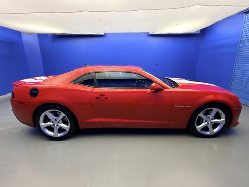 Used 2014 Chevrolet Camaro SS w/ White Rally Stripe Package RWD image 8
