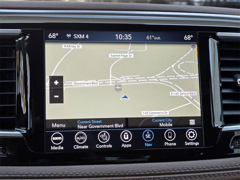 Used 2018 Chrysler Pacifica Limited w/ Tire & Wheel Group image 17