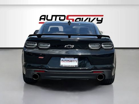 Used 2019 Chevrolet Camaro SS RWD image 6
