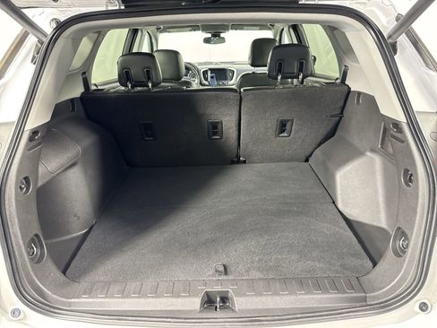 Used 2020 GMC Terrain SLT w/ Preferred Package image 33