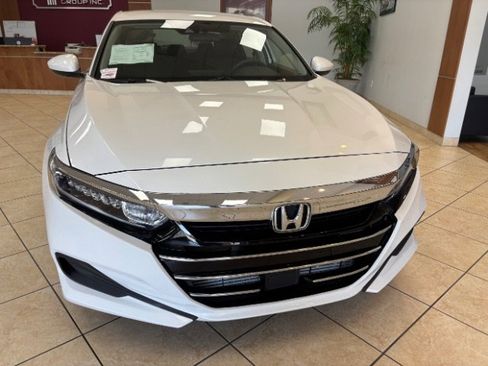 Used 2021 Honda Accord LX image 2