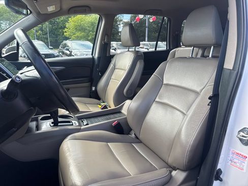 Used 2017 Honda Pilot EX-L image 16