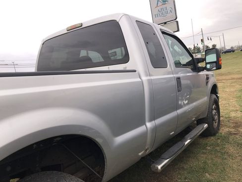 Used 2010 Ford F250 image 6