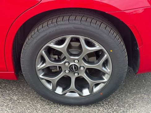 Certified 2017 Chrysler 300 S w/ 300S Premium Group image 11