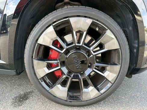 Used 2023 BMW XM AWD/4WD image 10