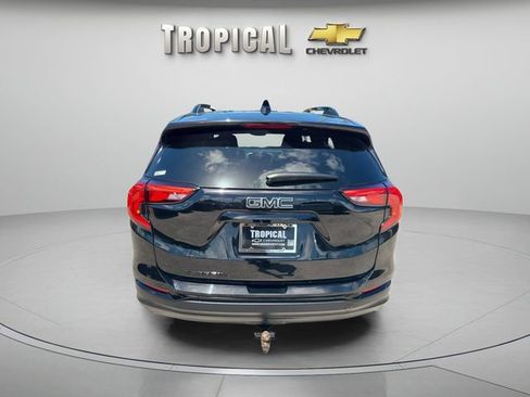 Used 2021 GMC Terrain SLT w/ Infotainment Package II FWD image 4