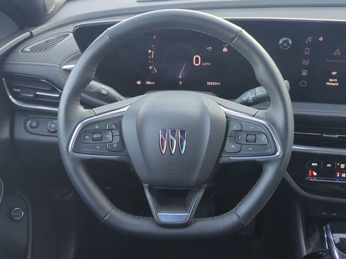 Used 2024 Buick Envista Avenir image 27