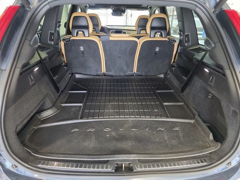 Used 2022 Volvo XC90 T6 Inscription image 17