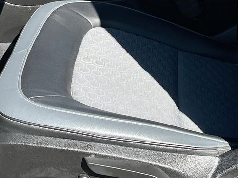 Used 2022 Chevrolet Colorado Z71 image 19