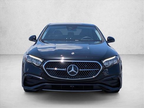 Used 2026 Mercedes-Benz E 350 4MATIC Sedan image 2