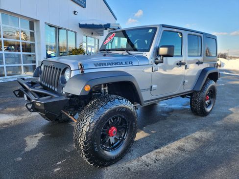 Used 2017 Jeep Wrangler Unlimited Sport image 5