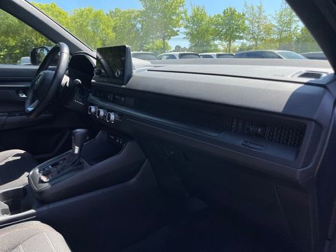 Certified 2025 Honda CR-V Sport image 34