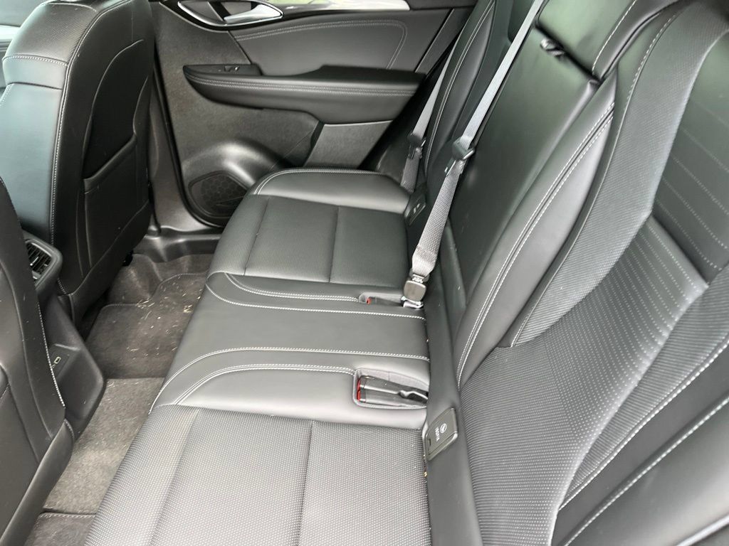 Used 2025 Buick Envision Preferred AWD/4WD image 8