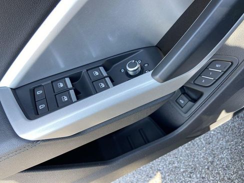 Used 2023 Audi Q3 2.0T Premium image 23