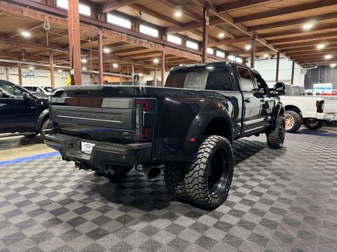 Used 2021 Ford F450 Platinum w/ Camper Package image 5