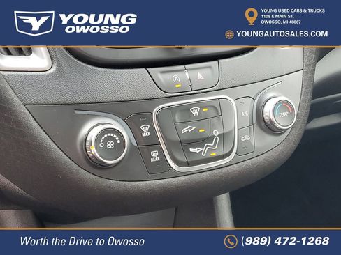 Used 2024 Chevrolet Malibu RS FWD image 16