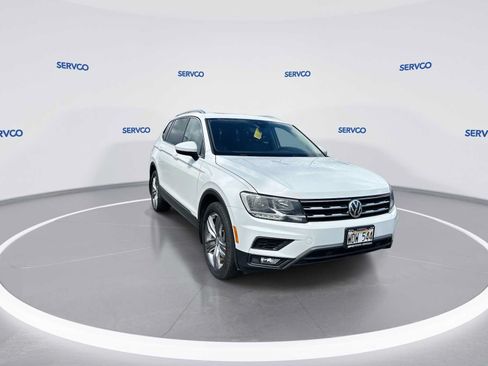 Used 2021 Volkswagen Tiguan SEL FWD image 2