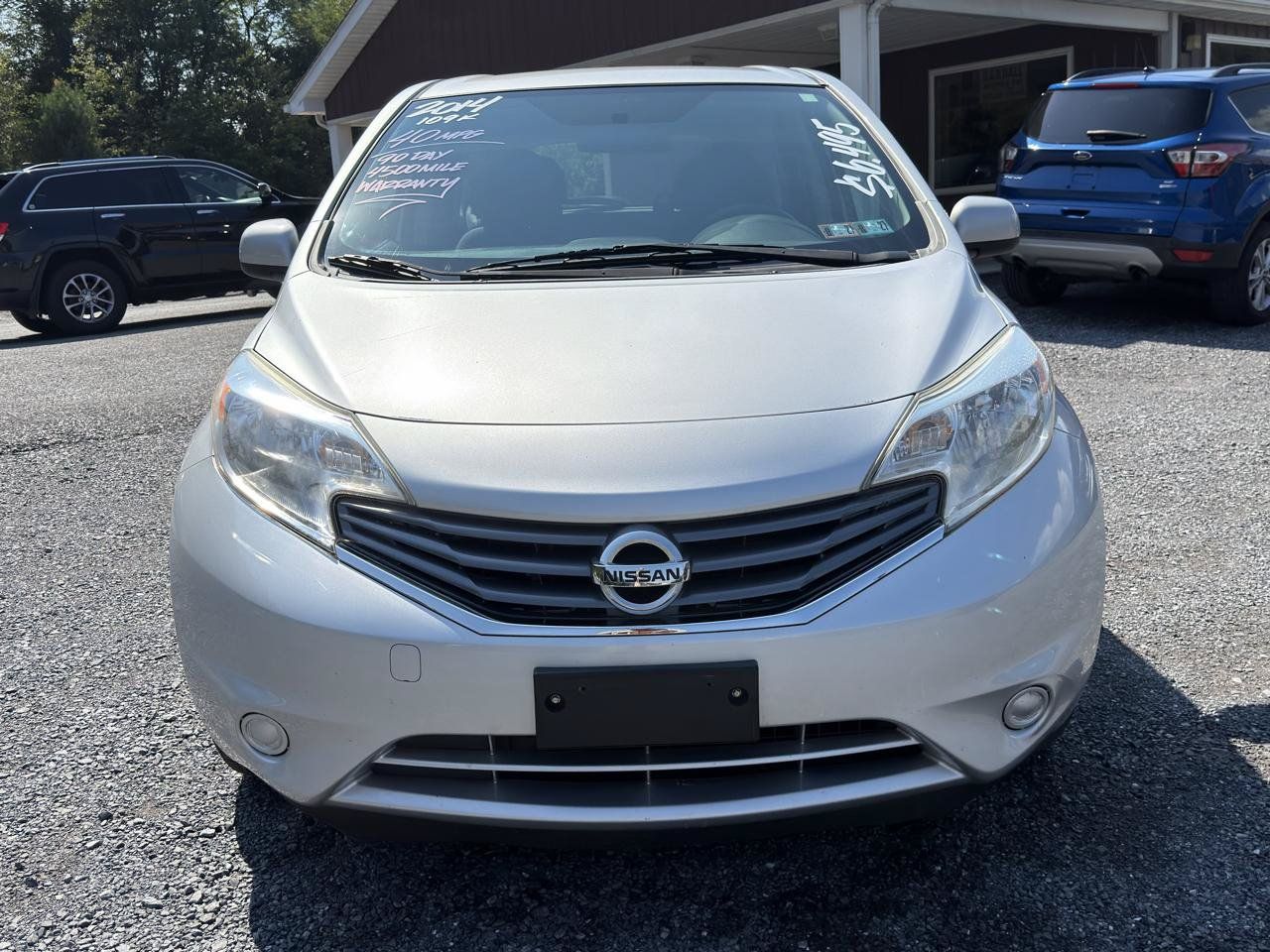 Used 2014 Nissan Versa Note SV FWD image 2