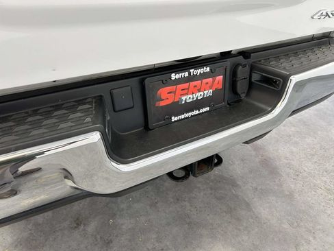 Used 2024 RAM 2500 Big Horn AWD/4WD image 13