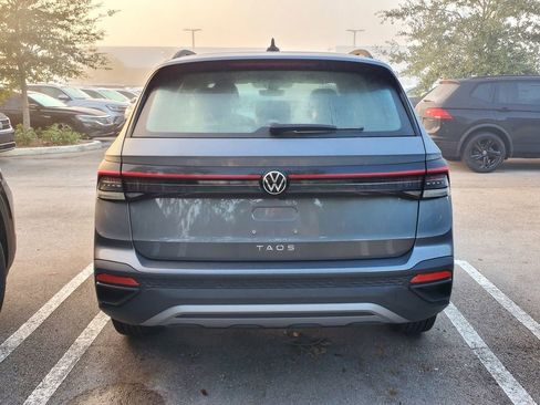 New 2026 Volkswagen Taos S FWD image 4
