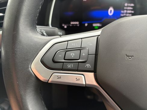Certified 2024 Volkswagen Jetta SE FWD image 15
