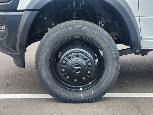 New 2026 RAM 5500 Tradesman AWD/4WD image 10
