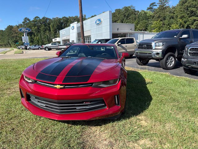 Used 2018 Chevrolet Camaro LT w/ RS Package RWD image 2