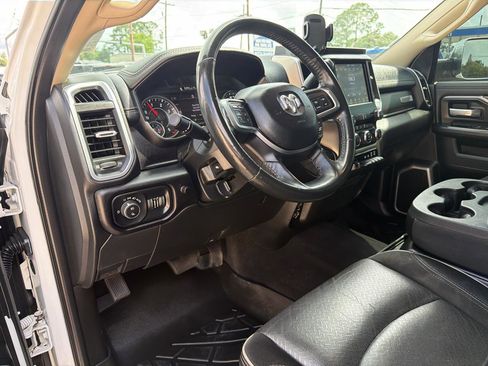 Used 2020 RAM 2500 Laramie AWD/4WD image 16