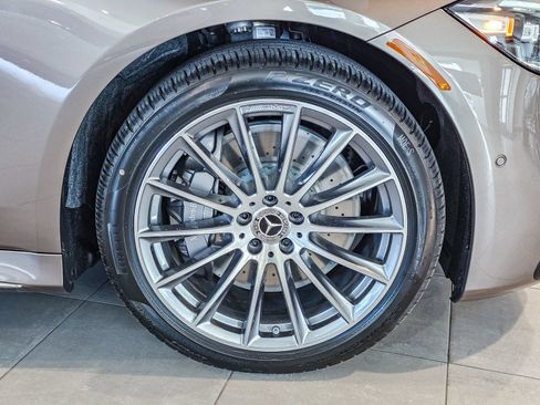 New 2026 Mercedes-Benz S 500 4MATIC image 9