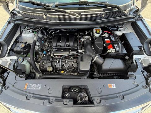 Used 2018 Ford Explorer XLT FWD image 33