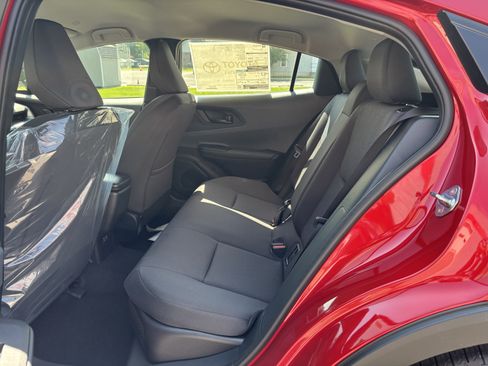 New 2026 Toyota Prius LE FWD image 13