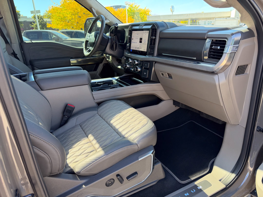 Used 2026 Ford F450 Platinum w/ Platinum Plus Package AWD/4WD image 31