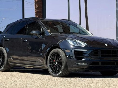 Used 2017 Porsche Macan GTS AWD/4WD image 23