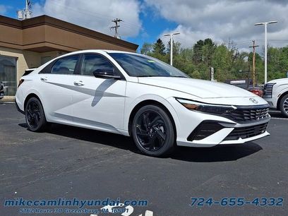 New 2026 Hyundai Elantra SEL Sport w/ Cargo Package