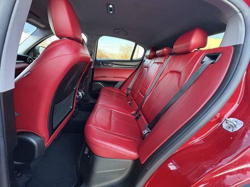 Used 2018 Alfa Romeo Stelvio AWD image 25