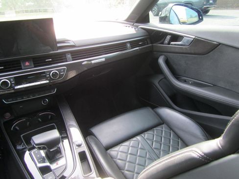 Used 2022 Audi S5 Prestige AWD/4WD image 14