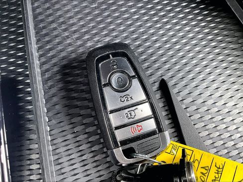 Used 2025 Ford Mustang Mach-E Select w/ Comfort Package Lite RWD image 15