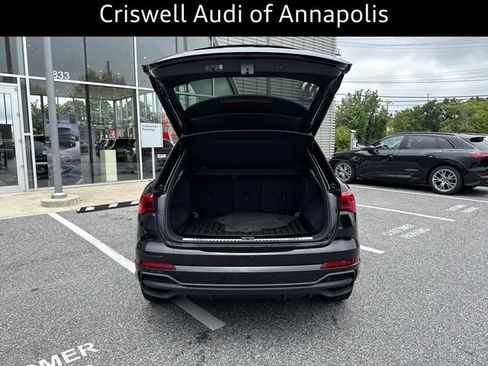 Certified 2025 Audi Q3 2.0T Premium w/ Convenience Package AWD/4WD image 11