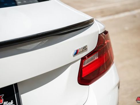 Used 2017 BMW M2 image 37