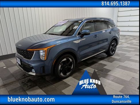 Used 2025 Kia Sorento EX AWD/4WD image 1