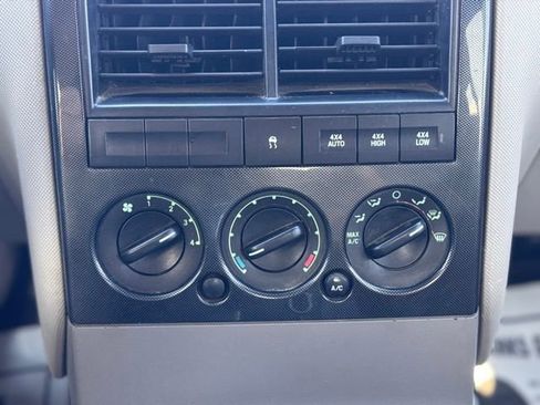 Used 2007 Ford Explorer Sport Trac XLT image 18