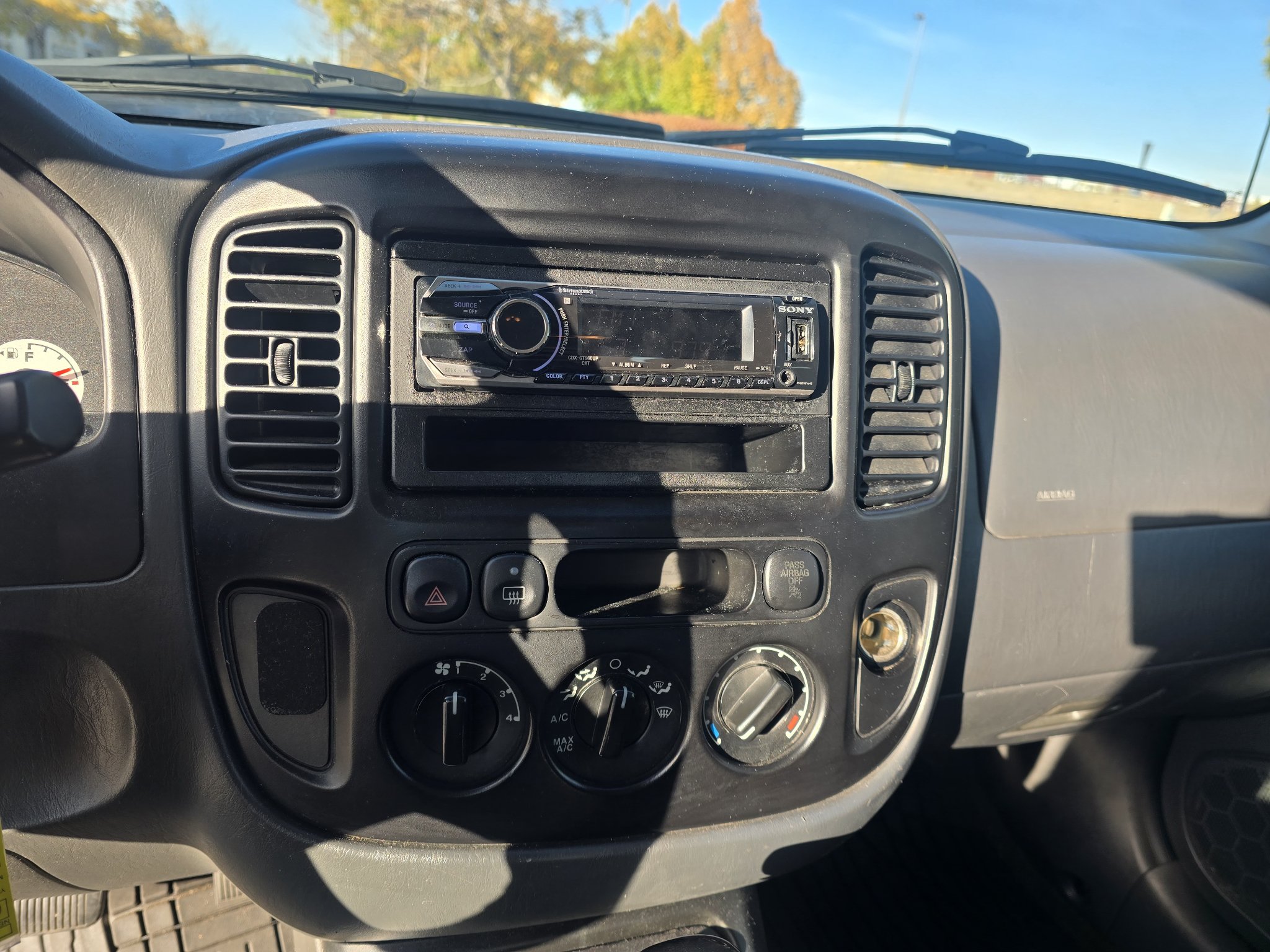 Used 2006 Ford Escape XLS FWD image 21