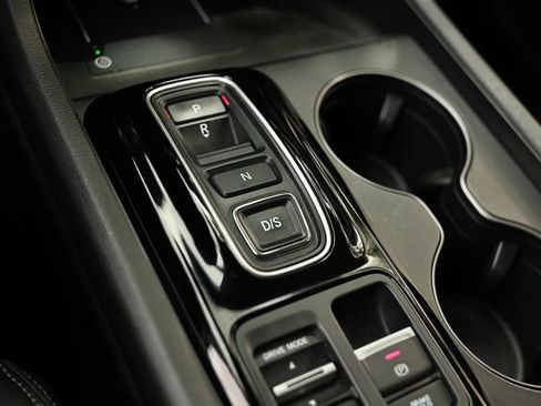 Used 2023 Honda Pilot EX-L image 41