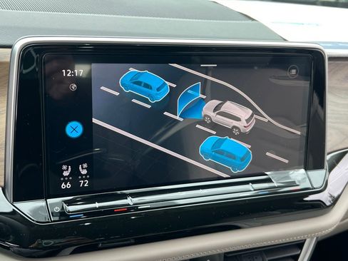 New 2026 Volkswagen Atlas SE image 26