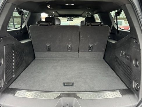 Used 2023 GMC Yukon XL Denali w/ Max Trailering Package image 9