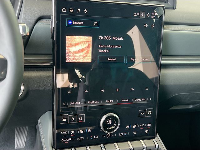 New 2026 GMC Terrain AT4 w/ Convenience Package III AWD/4WD image 10